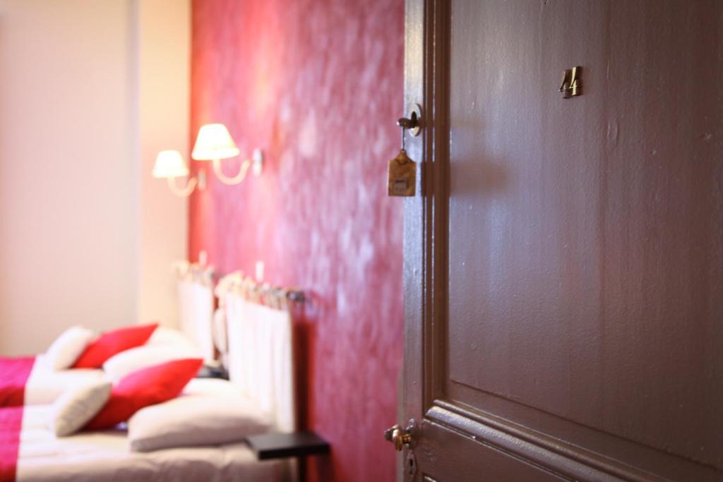Hotel Du Midi Анноне Экстерьер фото
